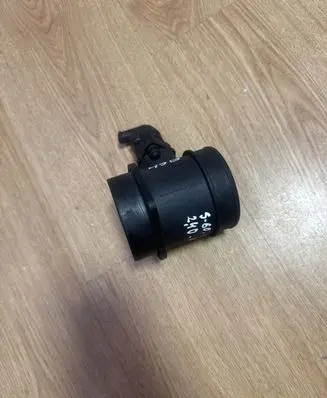 Volvo S60 Mass air flow meter 0280218088 8670115