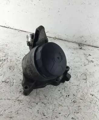 BMW 3 F30 F35 F31 Oil filter mounting bracket 7516383 7576621