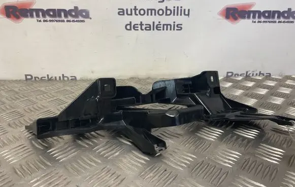 BMW 7 E65 E66 Headlight/headlamp mounting bracket 1616697