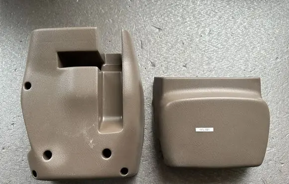 Nissan Patrol Y61 Steering wheel column trim 48470VB001