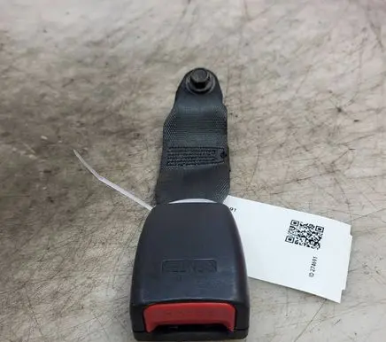 Hyundai Santa Fe Middle seatbelt buckle (rear) 08030705