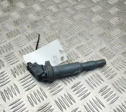BMW 1 E82 E88 High voltage ignition coil 0221504471