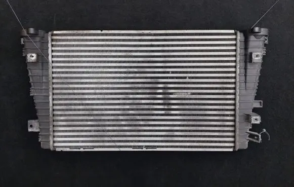 Opel Zafira B Intercooler radiator 13243008 WTP9030