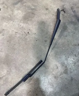 Fiat 500X Front wiper blade arm 97036203 6284