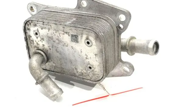 Infiniti Q50 Engine oil radiator 