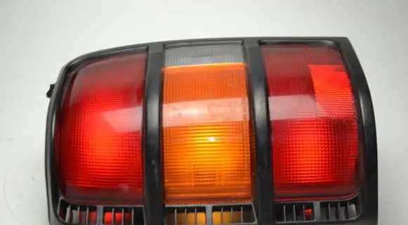 Mitsubishi Pajero Rear/tail lights L035