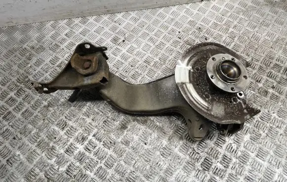 Mini Cooper Countryman R60 Rear wheel hub