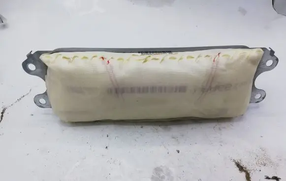 Ford Focus Passenger airbag 4M51A042B84CD 30730355789D 06034A12535