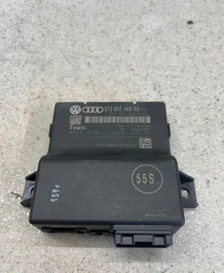 Audi A5 8T 8F Gateway control module 8T0907468AD 8T0907468K