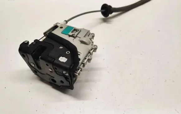 Audi Q5 SQ5 Front door lock 8X1837016C