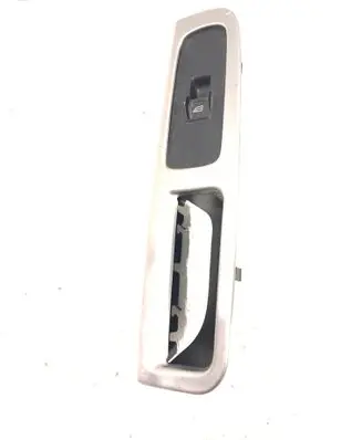 Volvo V50 Electric window control switch 30773214 03453305