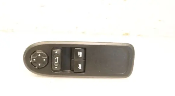 Citroen C3 Electric window control switch