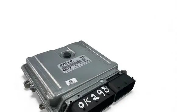 Volvo V70 Engine control unit/module ECU 31272462AA 0281012765