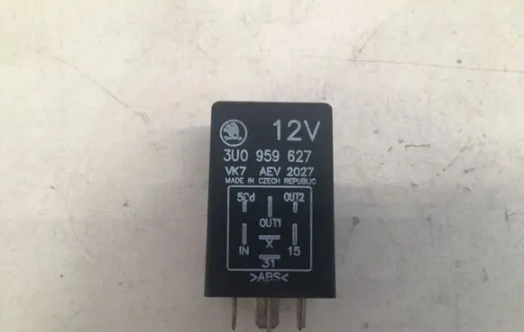 Skoda Superb B5 (3U) Other relay 3U0959627