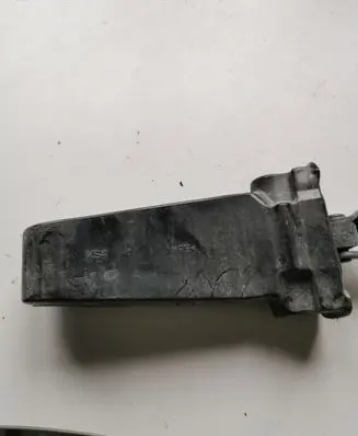 Skoda Superb B8 (3V) Rear door check strap stopper 3V0839267