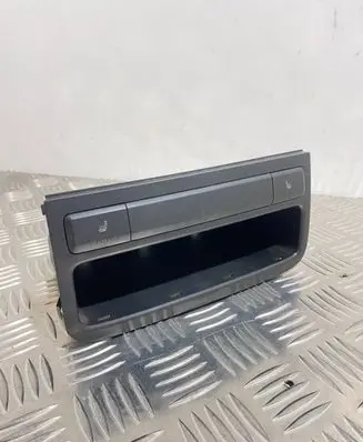 Volkswagen Touareg II Glove box central console 7P6863092 7P6963106A