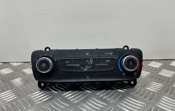 Ford Focus Climate control unit F1ET19980JJ