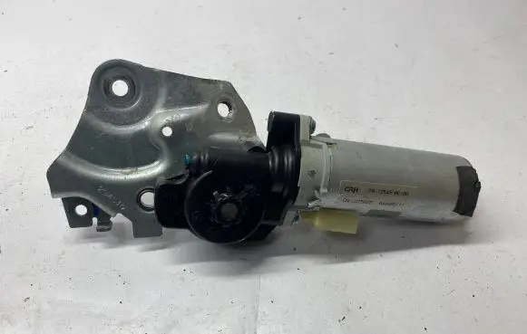 BMW X3 F25 Seat adjustment motor 0130002635 P0125450600