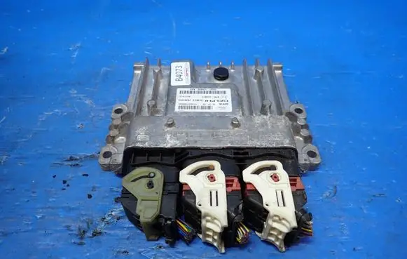 Ford Mondeo MK IV Engine control unit/module DG91-12A650-AAA