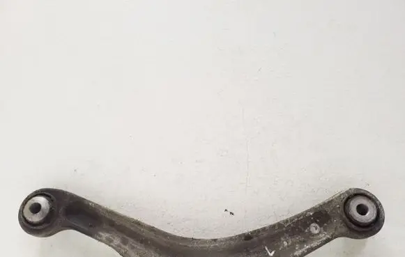 Rear control arm