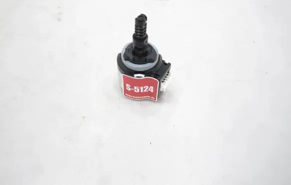 Volkswagen PASSAT B8 Headlight level adjustment motor 89022080 PL35LA24AF