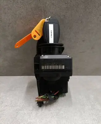 Mercedes-Benz Sprinter W906 Ignition lock A9069003303 3300302201