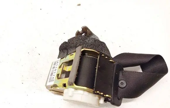 Ford Focus Rear seatbelt 