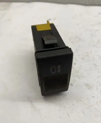 Fog light switch