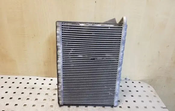 Air conditioning (A/C) radiator (interior)