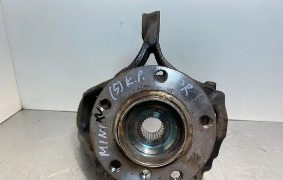 Mini Cooper Countryman R60 Front wheel hub