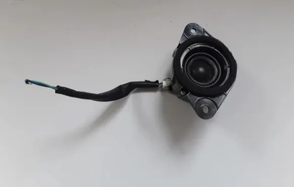 Toyota Prius (XW30) Panel speaker 8616047100