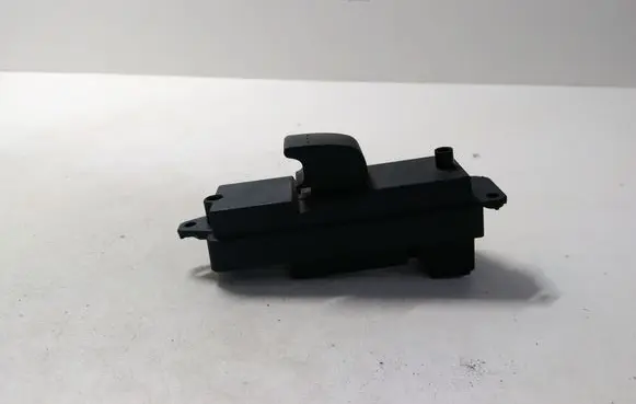 Mazda 3 I Electric window control switch 03123110