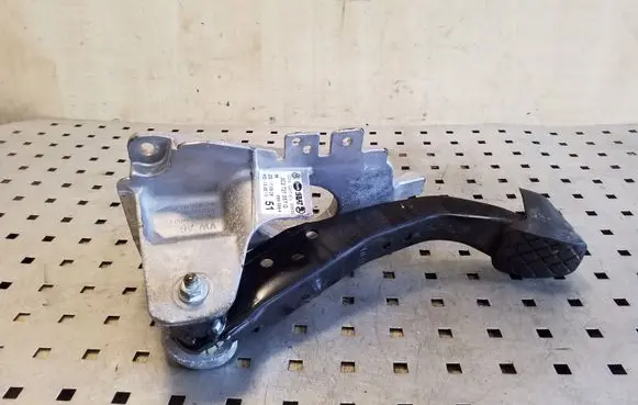 Skoda Superb B6 (3T) Brake pedal 3C2721057G