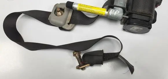 Mitsubishi Space Star Front seatbelt MR915037