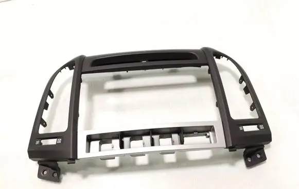 Hyundai Santa Fe Head up display trim 