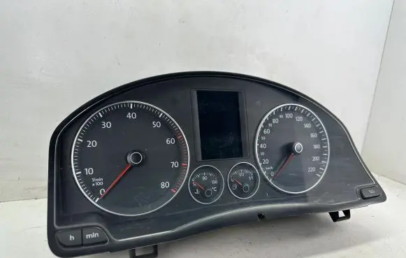 Volkswagen Golf Plus Speedometer (instrument cluster) 1K0920871 V0020000 VWZ7Z0E1541480