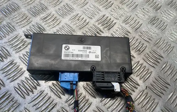 BMW 5 F10 F11 Gateway control module 9340522