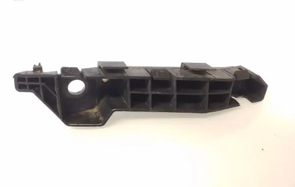 Hyundai Santa Fe Front bumper mounting bracket 865152B000