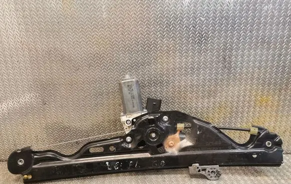 BMW 5 E60 E61 Rear window lifting mechanism without motor 7184744