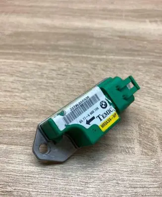 BMW X5 E53 Airbag deployment crash/impact sensor 6900728