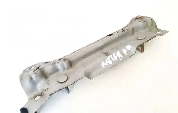 Toyota Yaris Radiator support slam panel