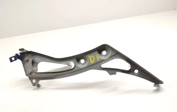 BMW 2 F45 Fender mounting bracket 7297202