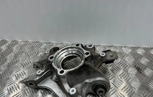 BMW X3 G01 Rear wheel hub 6871030
