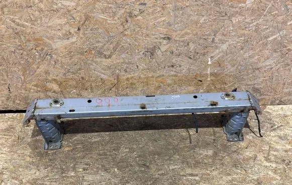 Toyota Avensis T270 Rear bumper cross member SB1BD76L80E072627 5202105051