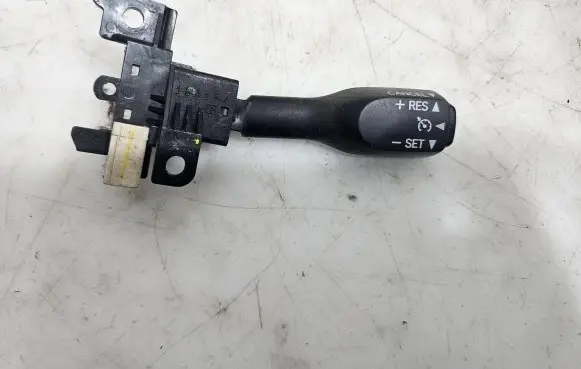 Toyota Corolla Verso AR10 Cruise control stalk 18A174