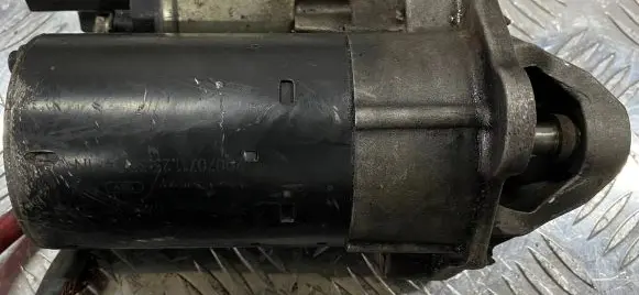 Audi A4 S4 B7 8E 8H Starter motor 06B911023A 0001107427