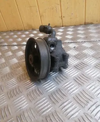 Ford Focus Power steering pump