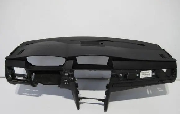 BMW 2 Active Tourer U06 Radio/GPS head unit trim 