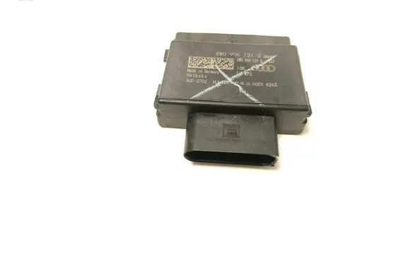 Audi A4 S4 B9 Fuel injection pump control unit/module 8W0906121B