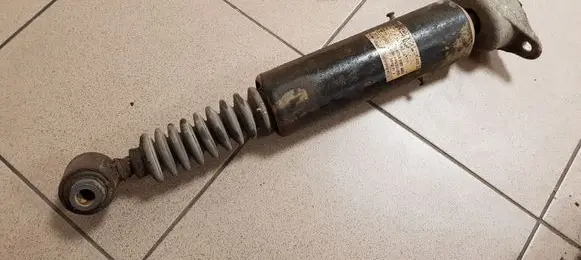 Rear shock absorber/damper